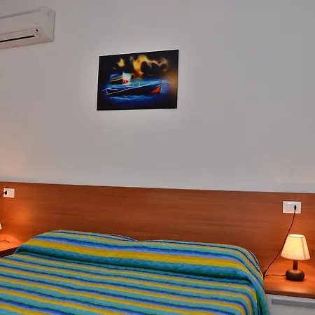 Oda ve Kahvaltı Domo - Guest-house Il Nespolo Fiorito