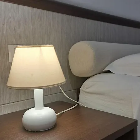 Bed & Breakfast Domo - Guest-house Il Nespolo Fiorito