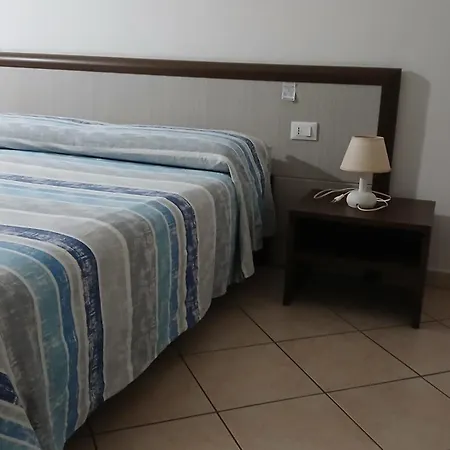 Bed & Breakfast Domo - Guest-house Il Nespolo Fiorito *