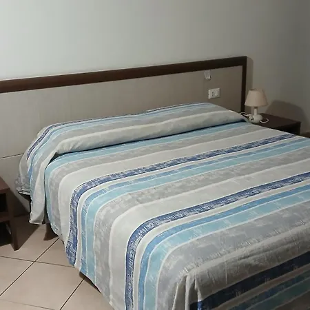 Domo - Guest-house Il Nespolo Fiorito *