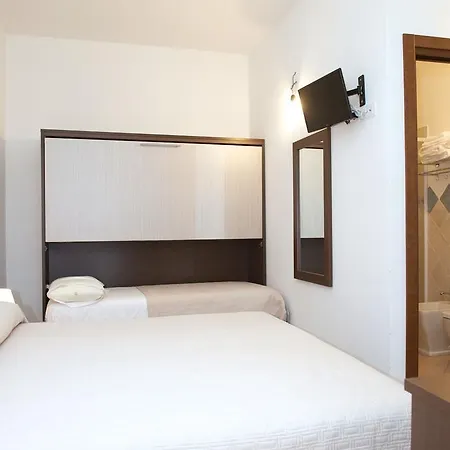 Domo - Guest-house Il Nespolo Fiorito Bed & Breakfast *