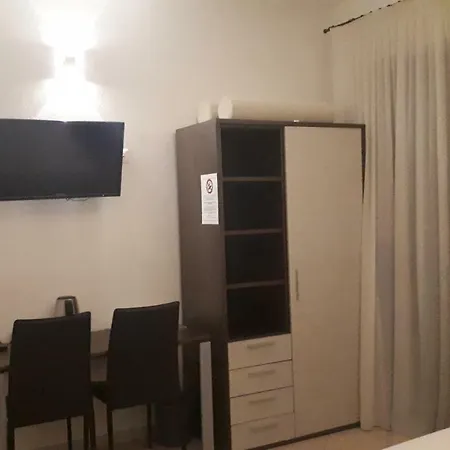 Domo - Guest-house Il Nespolo Fiorito 3* Orosei