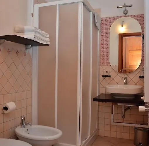 Panzió Domo - Guest-house Il Nespolo Fiorito 3*